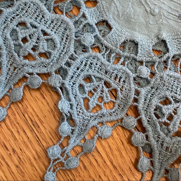 Kendall & Kylie Top - Picture 4 of 8